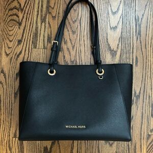 Michael Kors Walsh Medium Saffiano Leather Black Tote